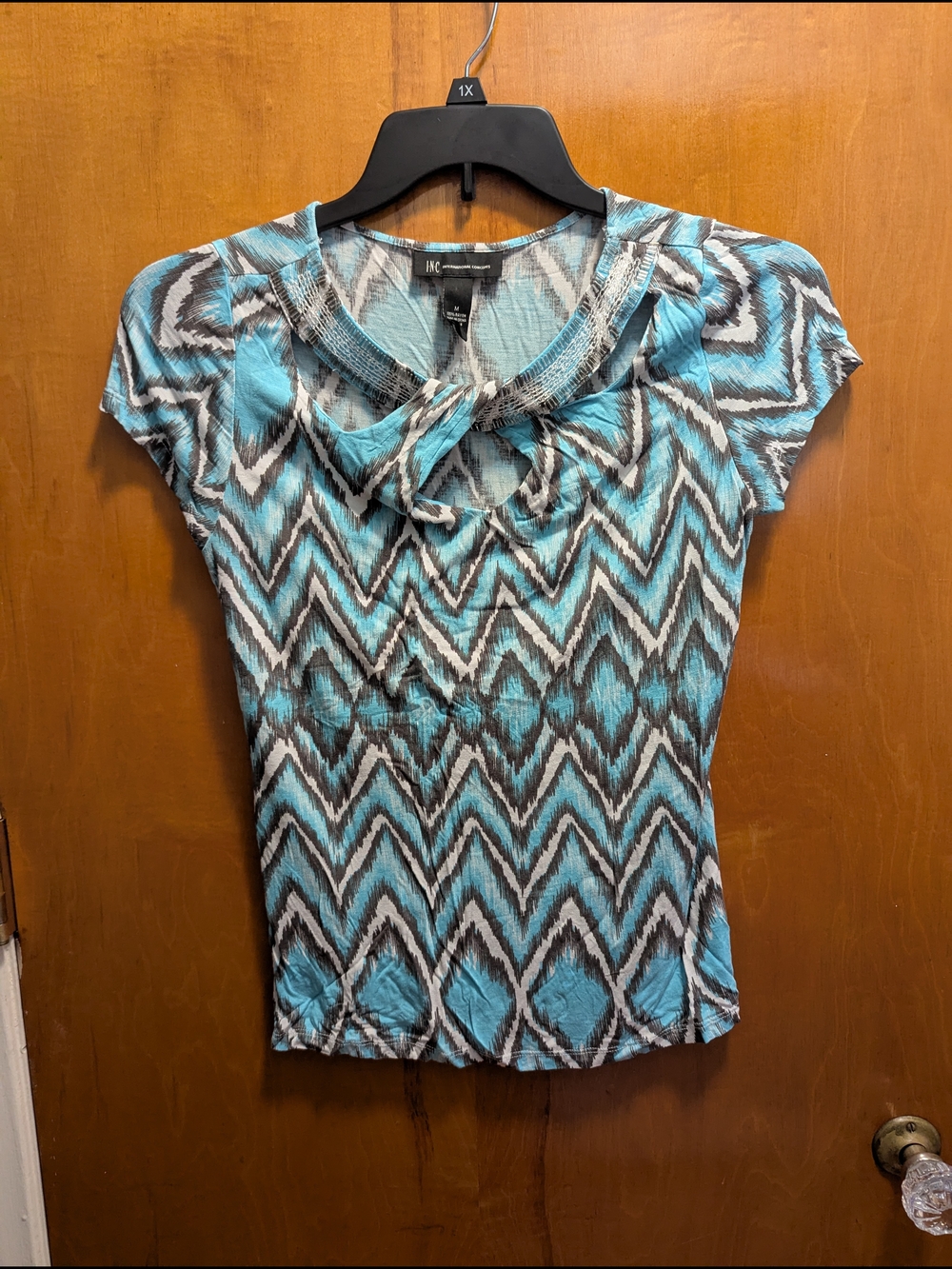 INC International Concepts Blue & Black Chevron Tie-Neck Short Sleeve Top